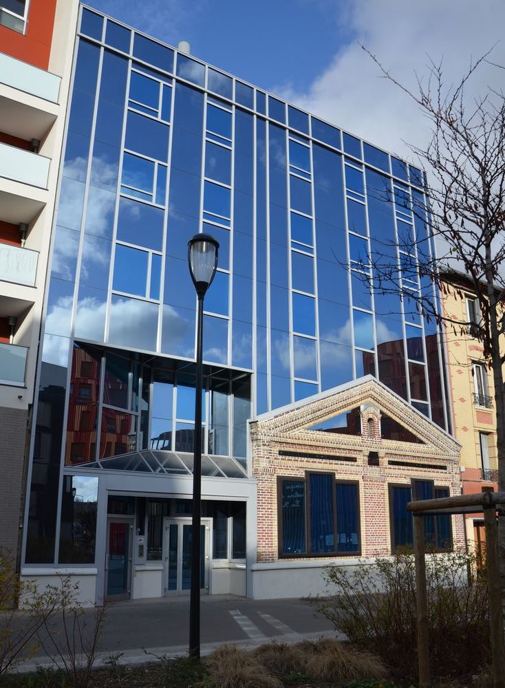 Facade campus santé